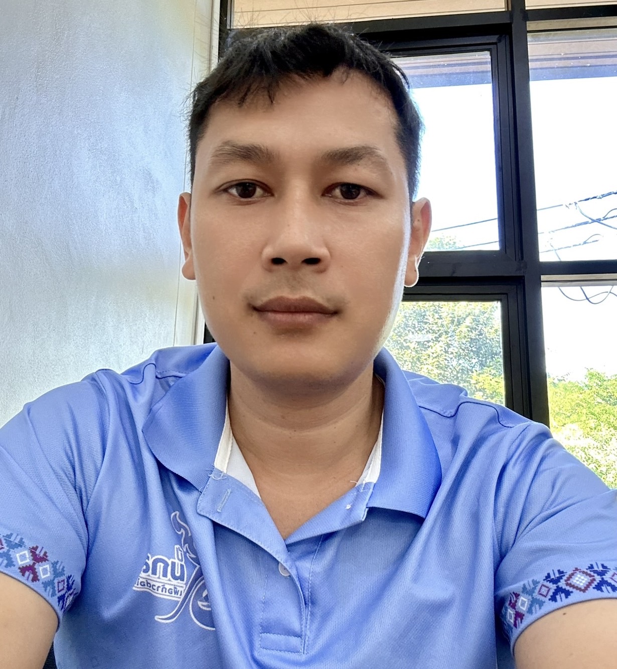 นายอนุชิต   คำหินกอง