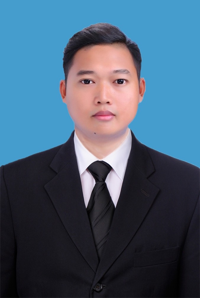 นายวัชชิราภรณ์  ยวงโพธิ์