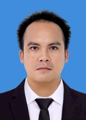 นายจตุรภัทร หอมสมบัติ